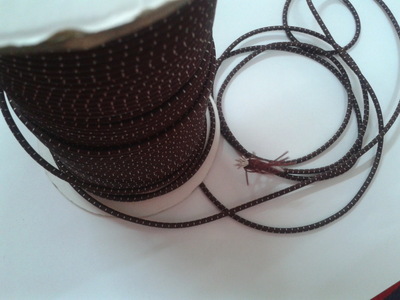 專業(yè)分析 低價(jià)生產(chǎn)銷售2MM圓形波點(diǎn)松緊帶的市場(chǎng)優(yōu)勢(shì)與選購(gòu)指南